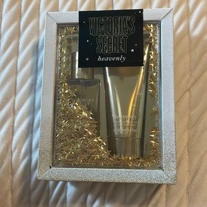 Victoria’s Secret Heavenly Fragrance and Lotion Set